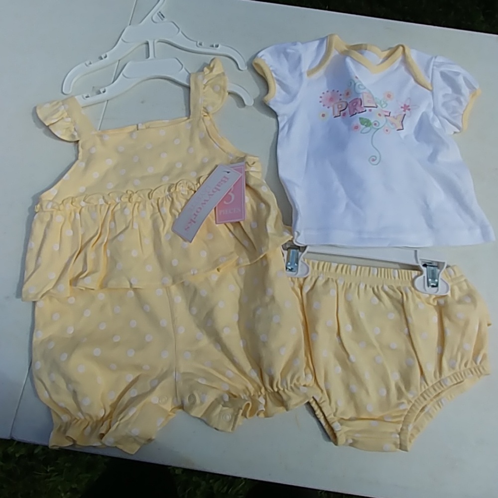 NWT 3 piece set short romper and shirt with bloome
